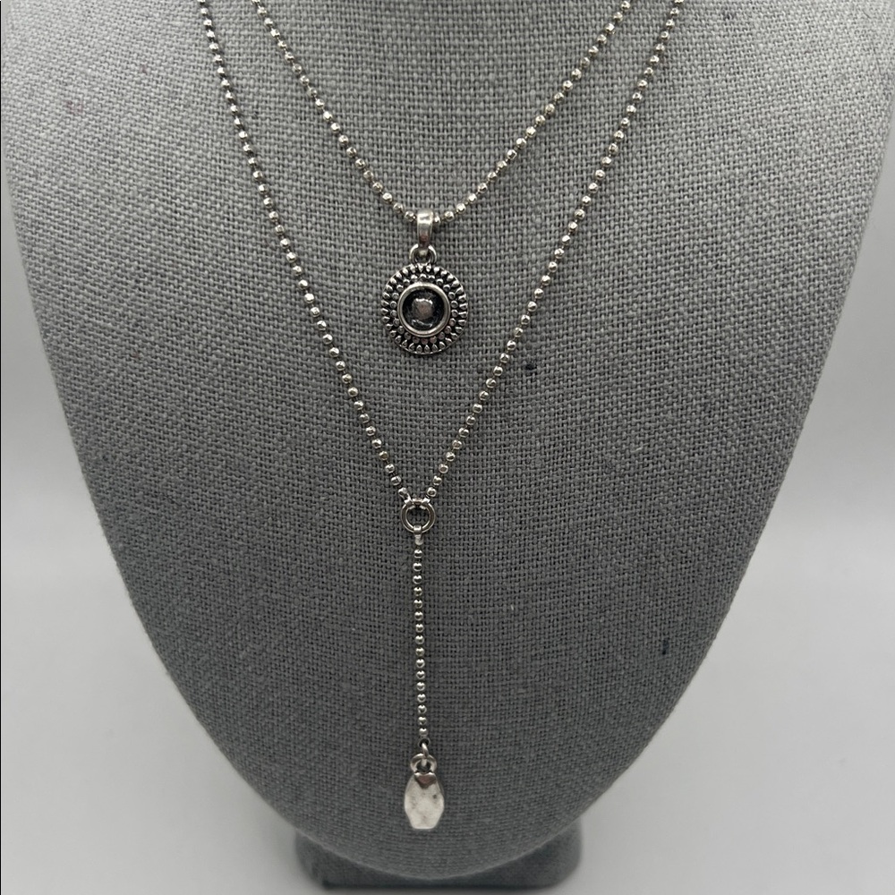 Lucky Brand Silver Layered Necklace 18” and 20” plus 2” extender 18 inch 20 inch - Picture 2 of 3